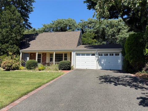 Homes For Sale - 51 Hastings Drive<br/> Stony Brook, NY 11790