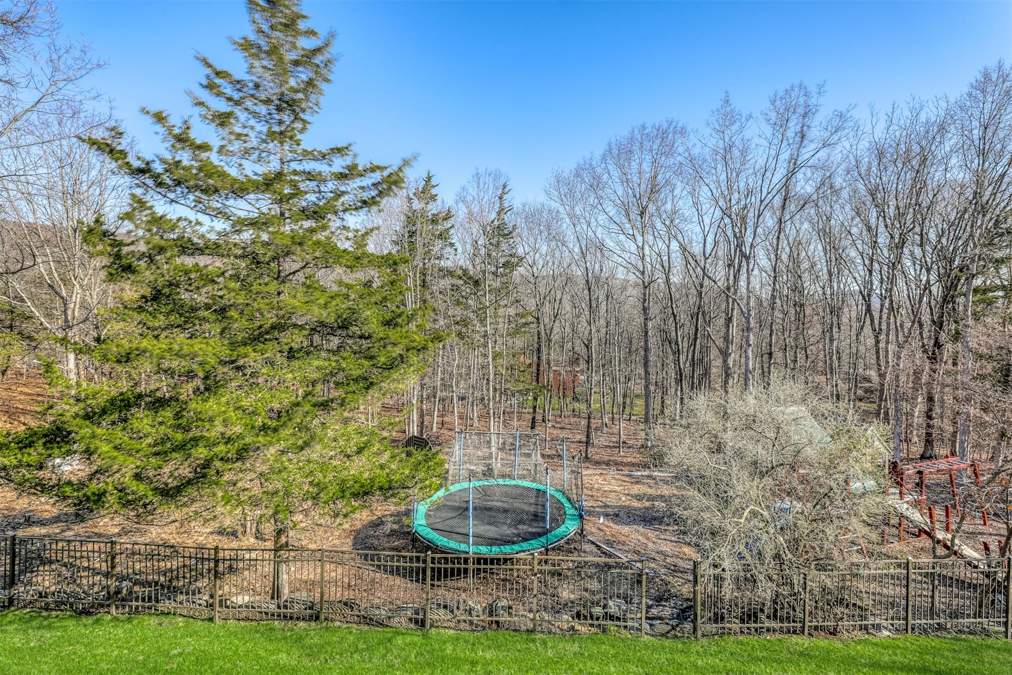 38 Powder Horn Drive, Suffern, New York image 43