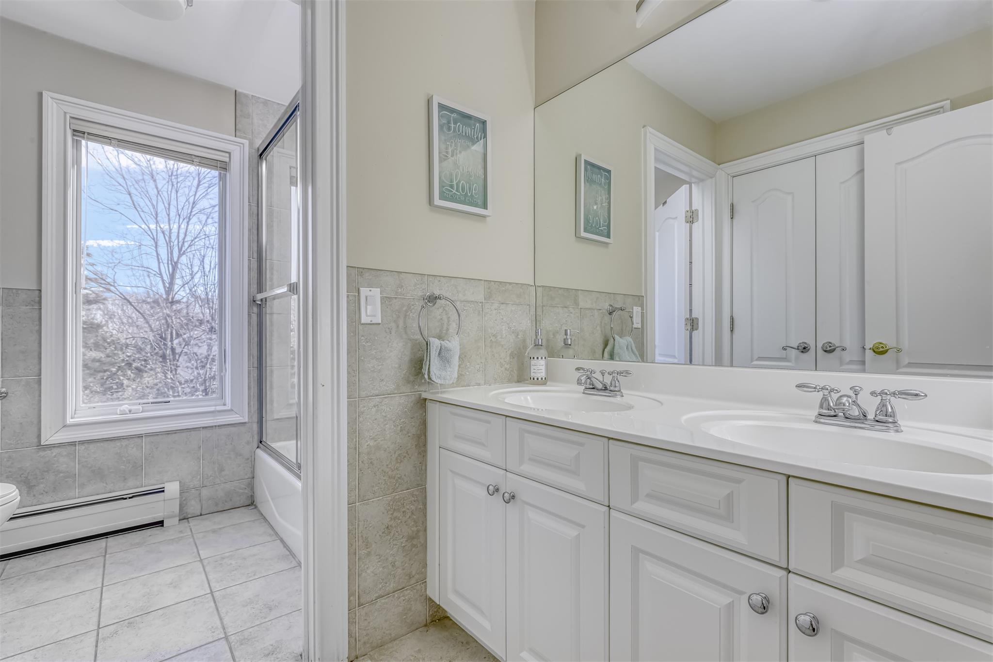 38 Powder Horn Drive, Suffern, New York image 25