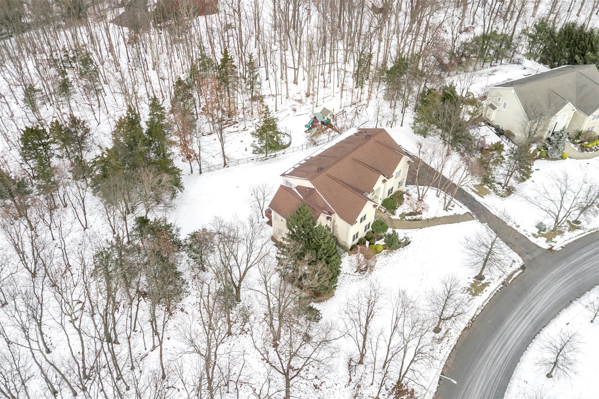 38 Powder Horn Drive, Suffern, New York image 39
