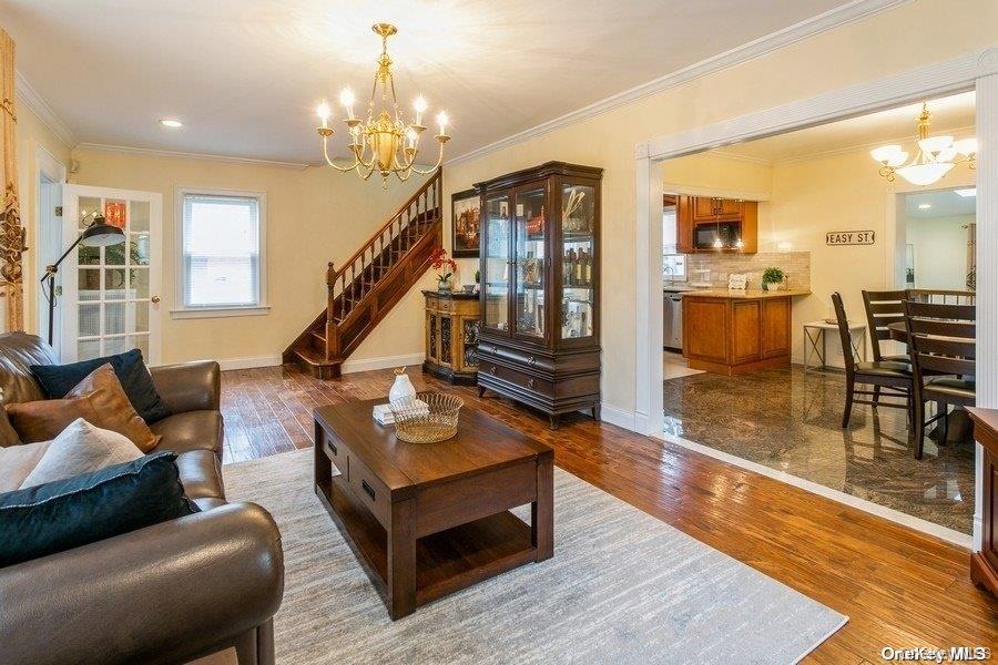 44 Jayson Avenue