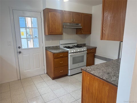 Apartment For Rent - 646 E Park Avenue<br/> Nassau County, Long Beach, NY 11561