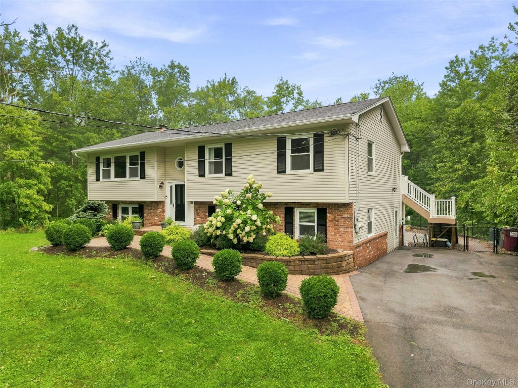 Photo of 193 Old Dutch Hollow Road, Monroe, NY 10950 (MLS # 1044317)