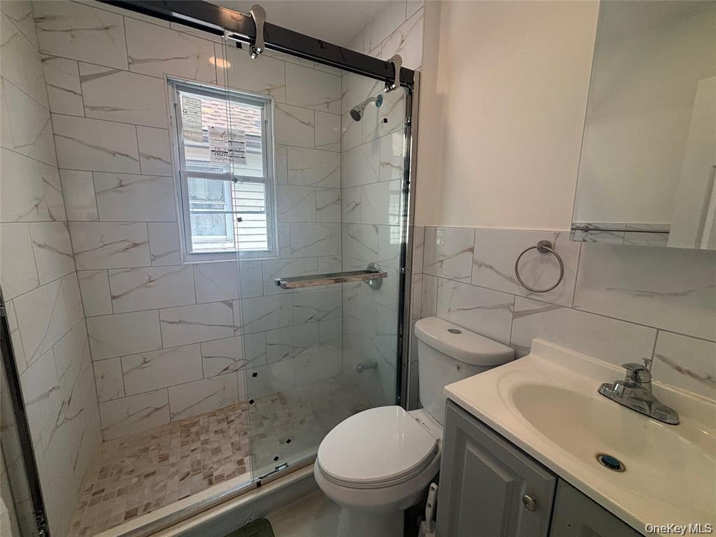 131-05 135th Street - Photo 4