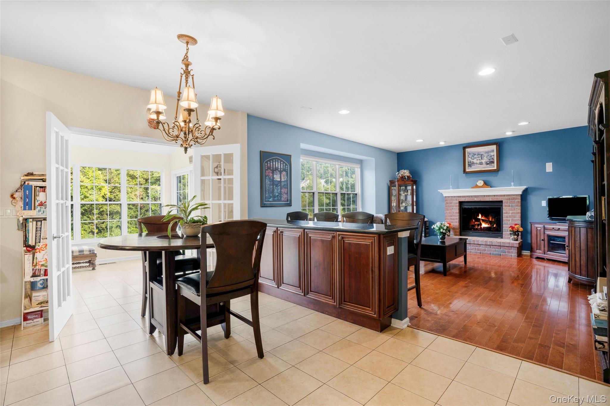 Fishkill, New York 12524, United States, 4 Bedrooms Bedrooms, ,4 BathroomsBathrooms,Residential,Active,209703