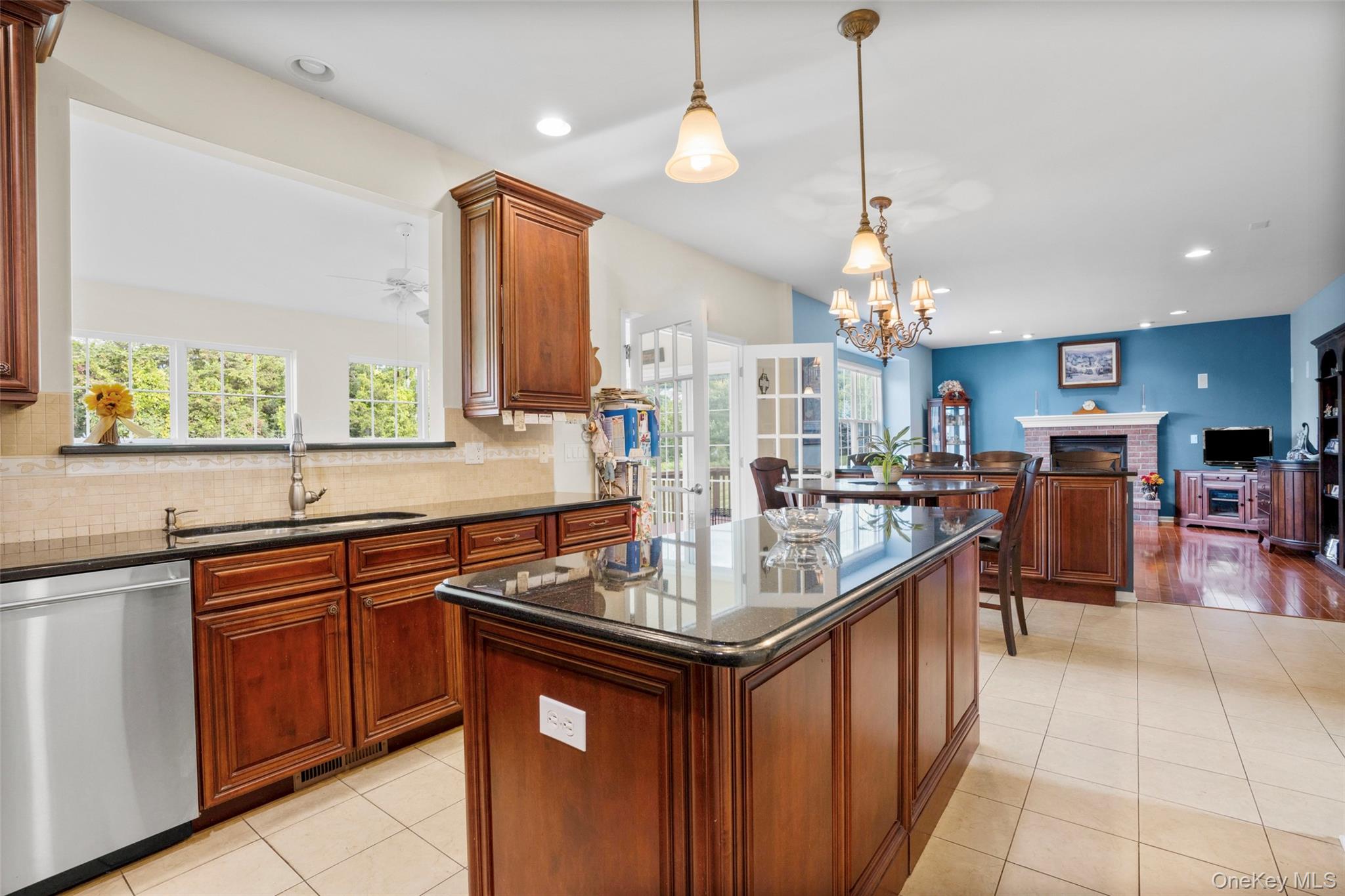 Fishkill, New York 12524, United States, 4 Bedrooms Bedrooms, ,4 BathroomsBathrooms,Residential,Active,209703