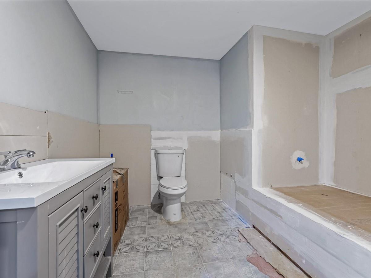 115-09 Linden Boulevard, South Ozone Park, New York image 15