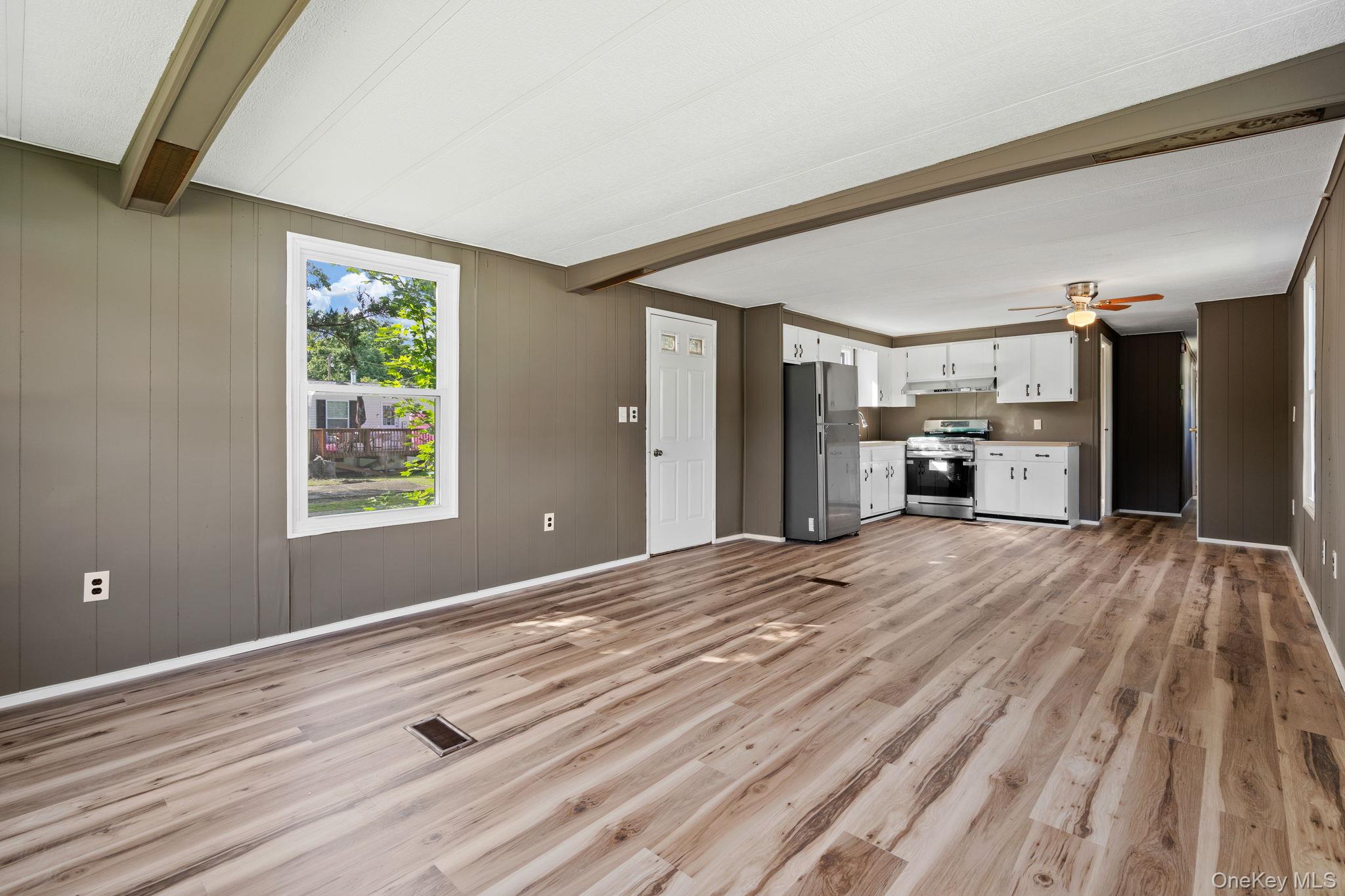 759 Tarrytown Lane