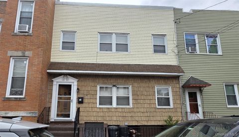 Multifamily For Sale - 6074 54th Place<br/> Maspeth, NY 11378