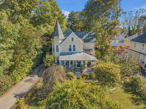 Photo of 67 Jayne Avenue, Patchogue, NY 11772 (MLS # 927253)