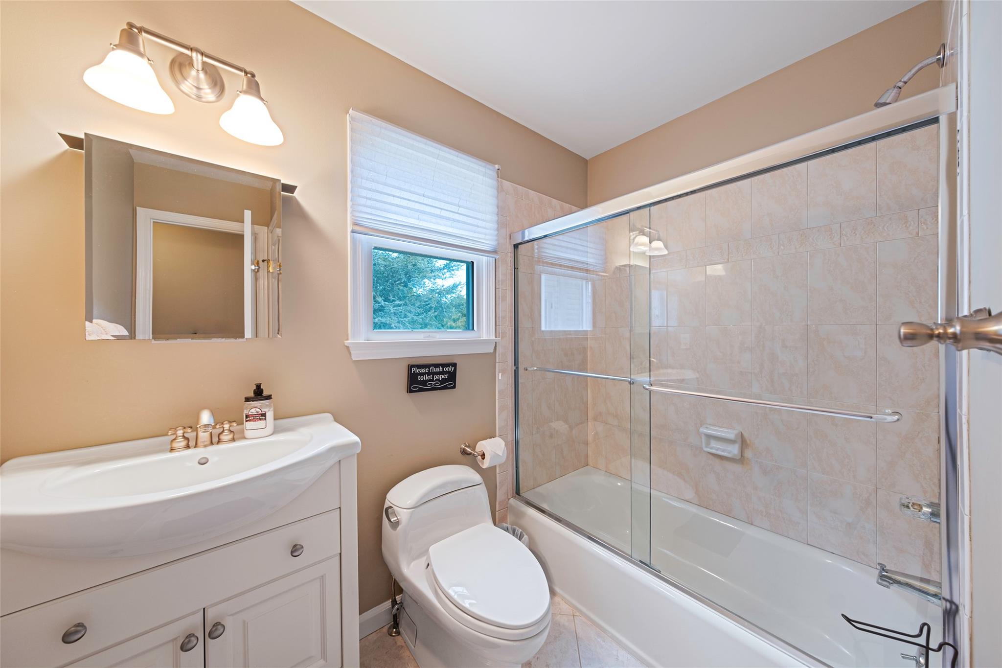 49A S Bay Avenue, Eastport, New York image 25