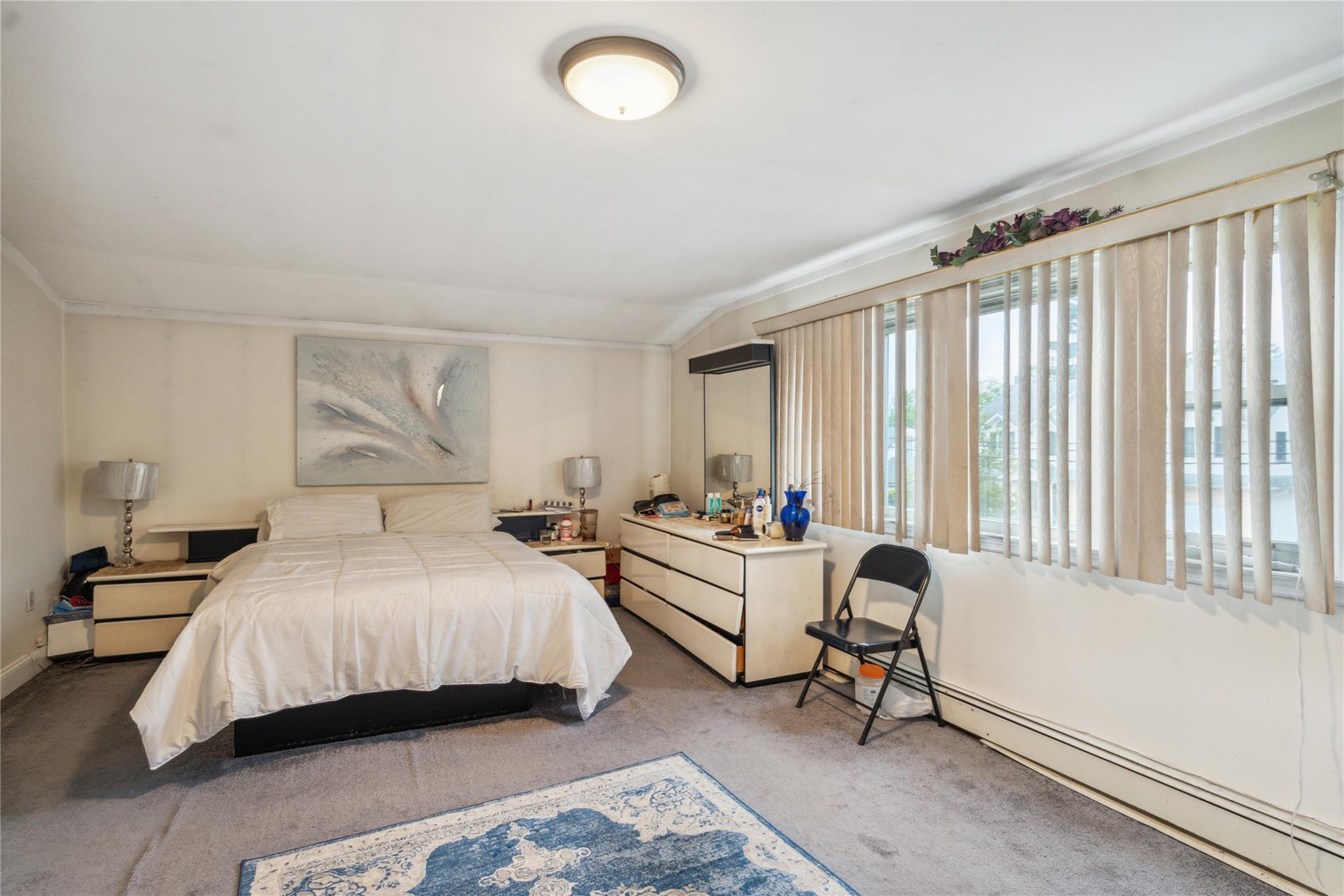 62 S Bretton Road, New Hyde Park, Florida image 11