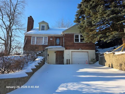 Multifamily For Sale - 326 Roberts Avenue<br/> Yonkers, NY 10703