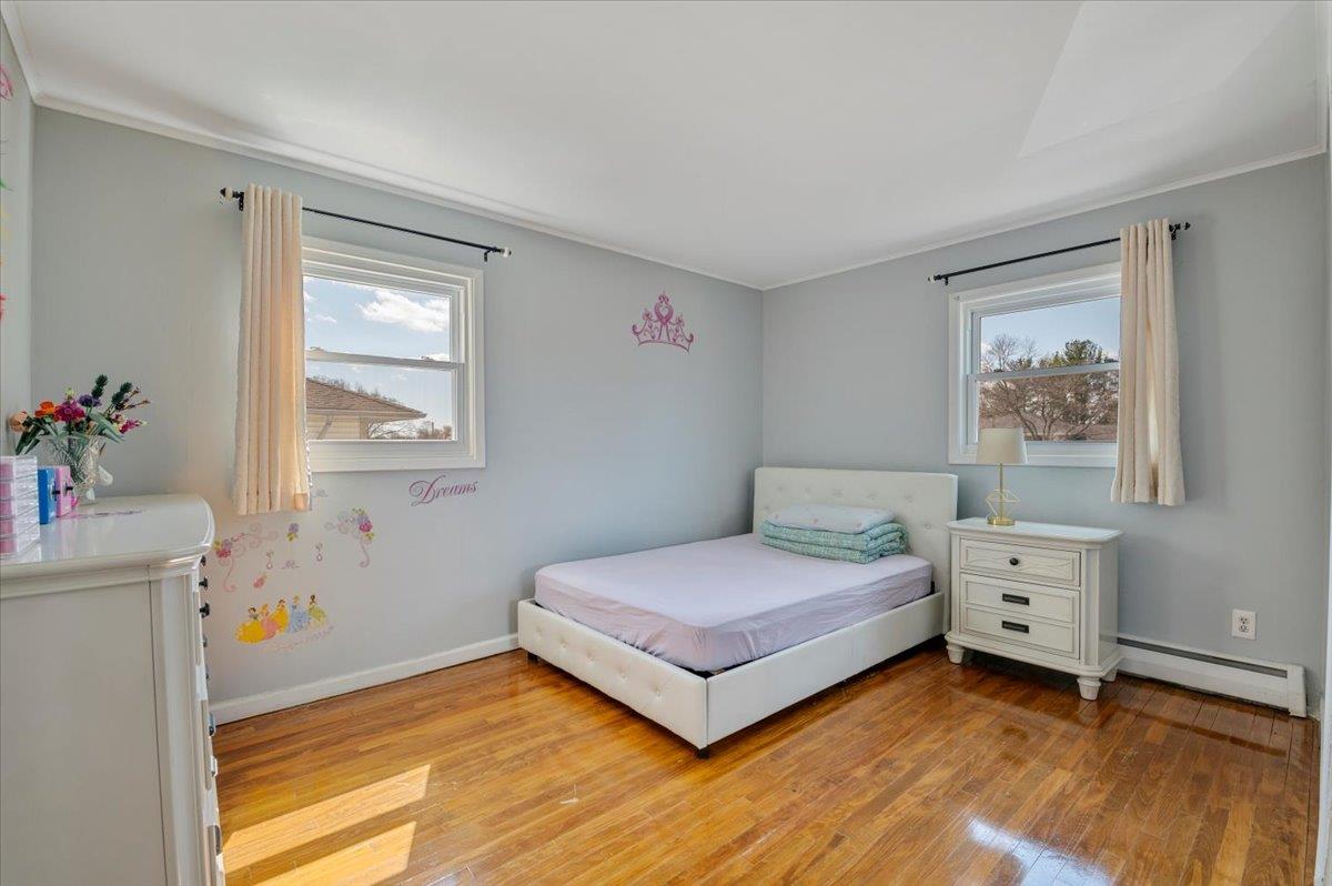 11 Crabapple Lane, Commack, New York image 14