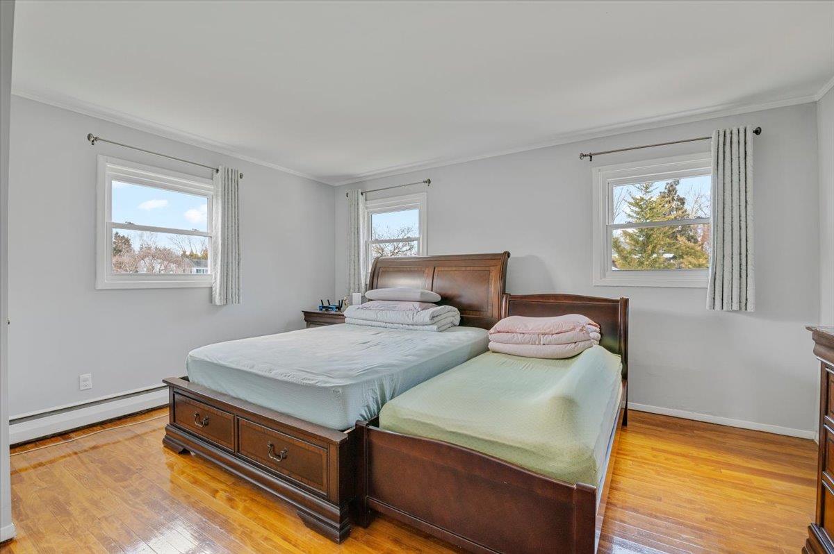 11 Crabapple Lane, Commack, New York image 10
