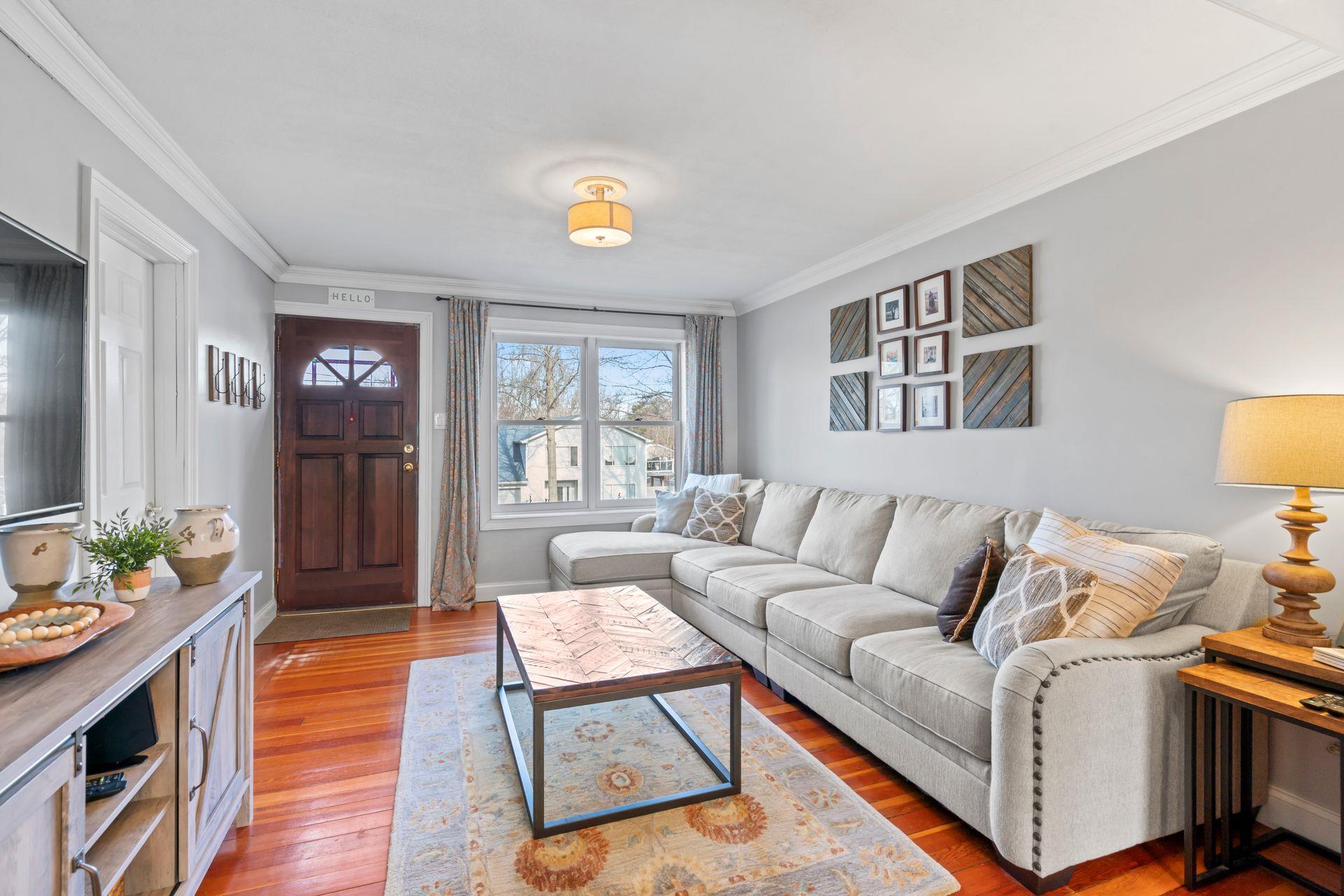 47 Maple Road, Kings Park, New York image 4