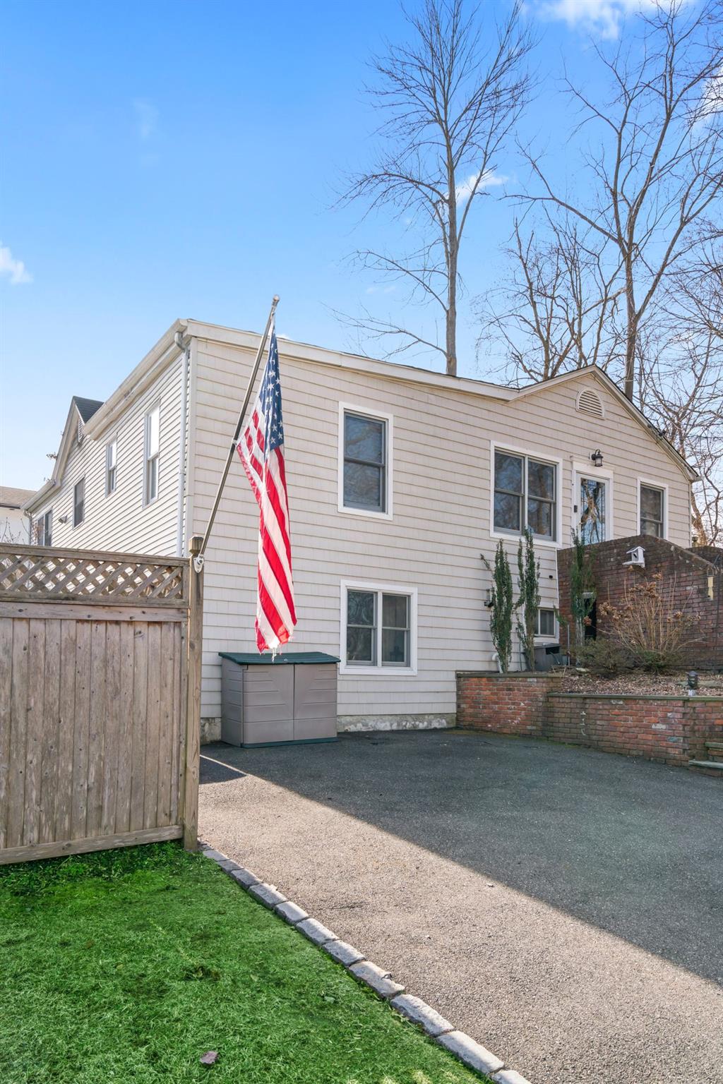 47 Maple Road, Kings Park, New York image 2