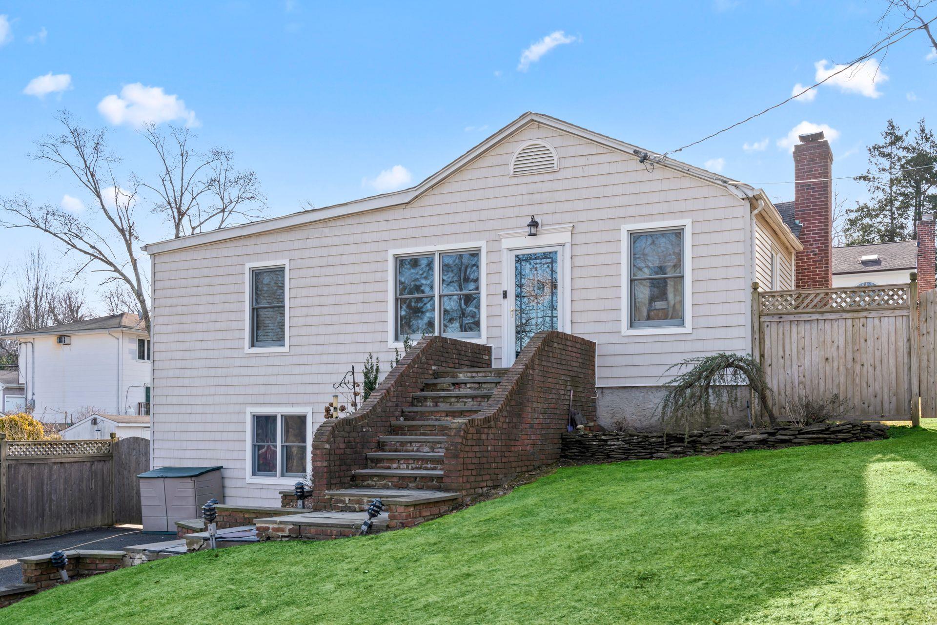 47 Maple Road, Kings Park, New York image 1
