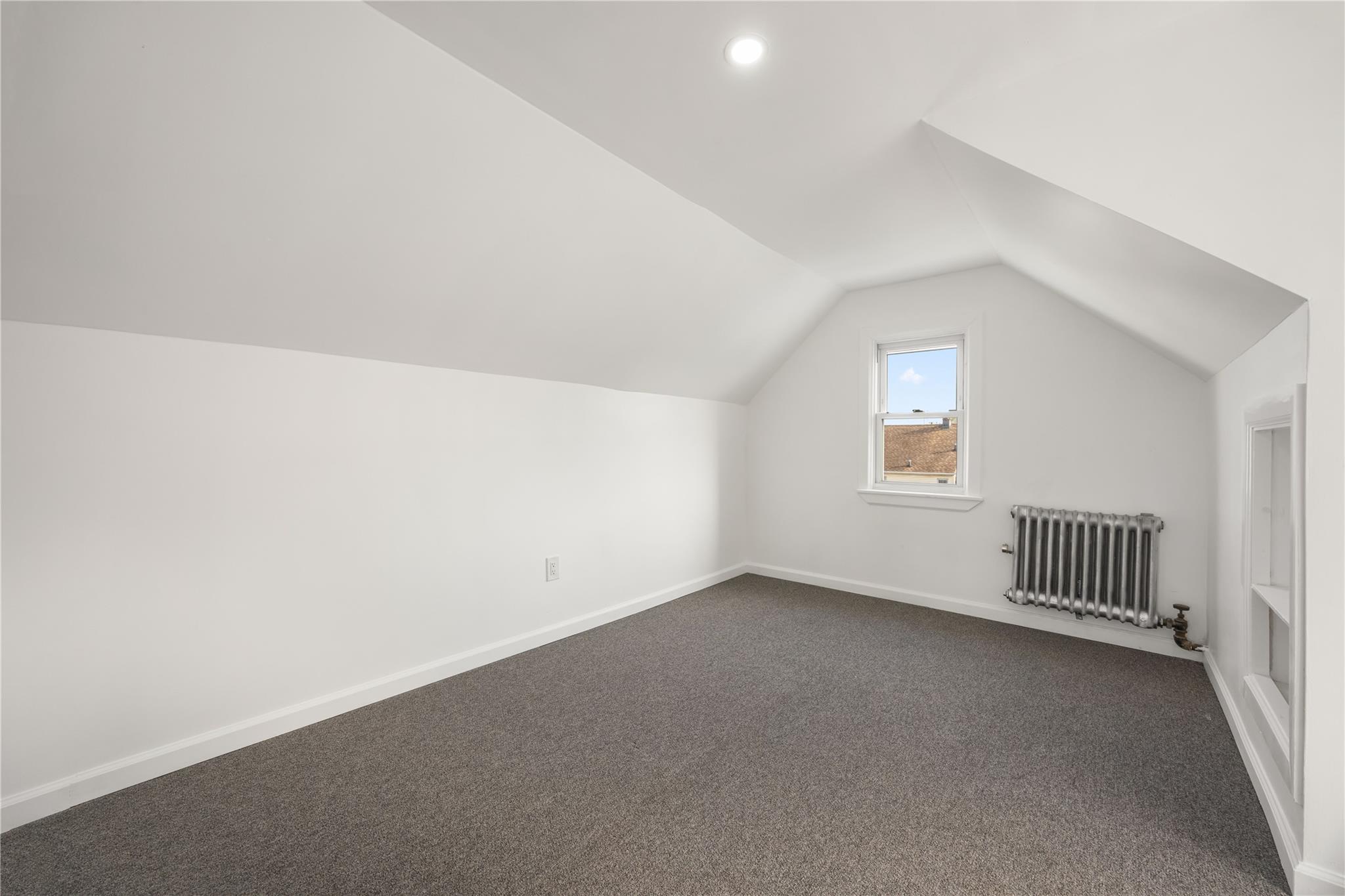 186-09 Dormans Road, Saint Albans, New York image 15