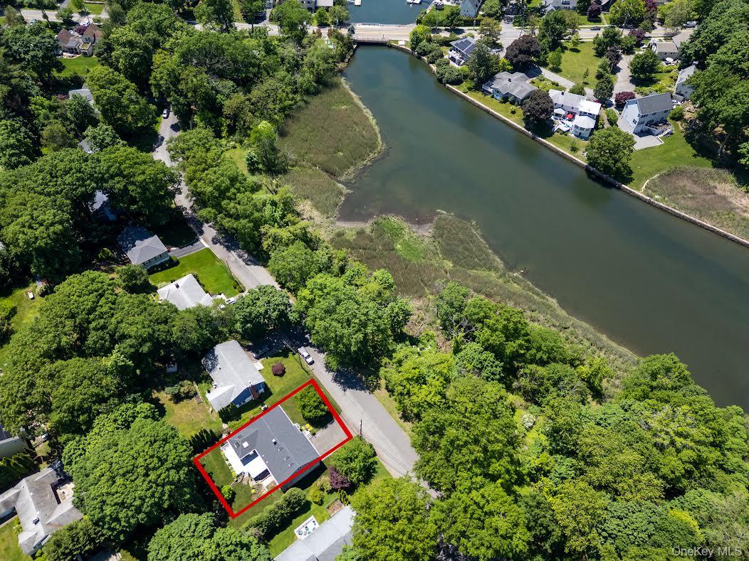 835 Shore Acres Drive