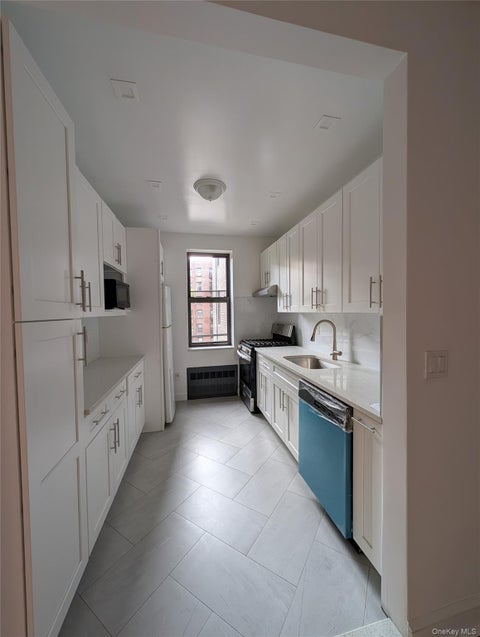 Condo For Rent - 80-09 35th Avenue #C17<br/> Queens County, Jackson Heights, NY 11372