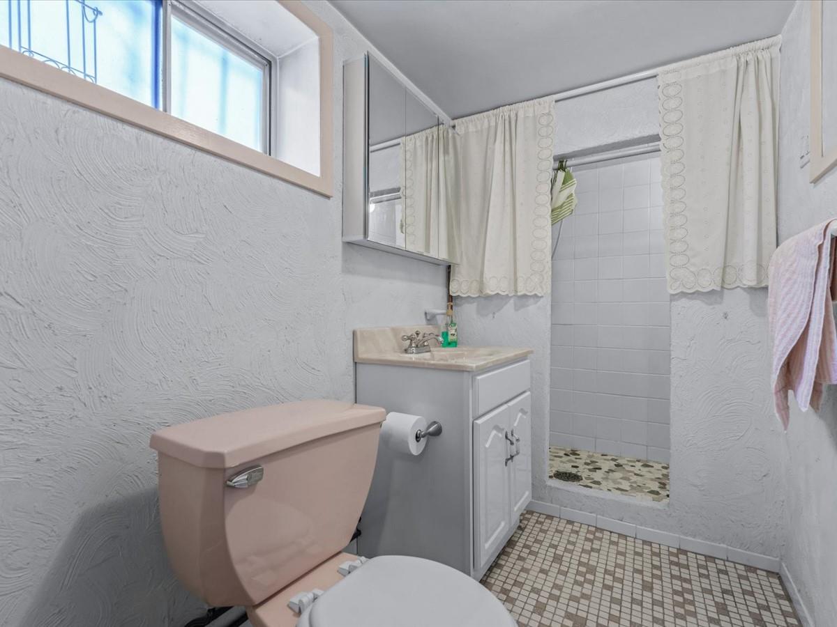4834 188th Street, Fresh Meadows, New York image 16