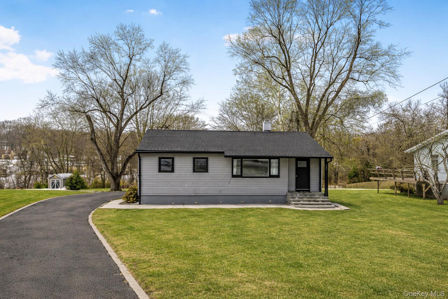 221 Lafayette Avenue