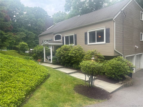 Homes For Sale - 7 David Road<br/> Somers, NY 10589