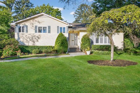 80 Walnut Drive East Hills NY 11576