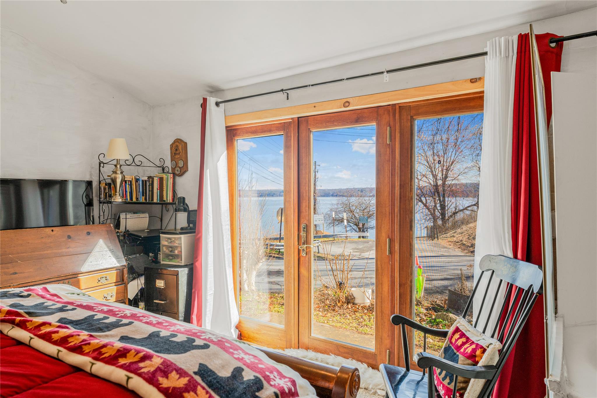105 Canal St, Port Ewen, New York image 16