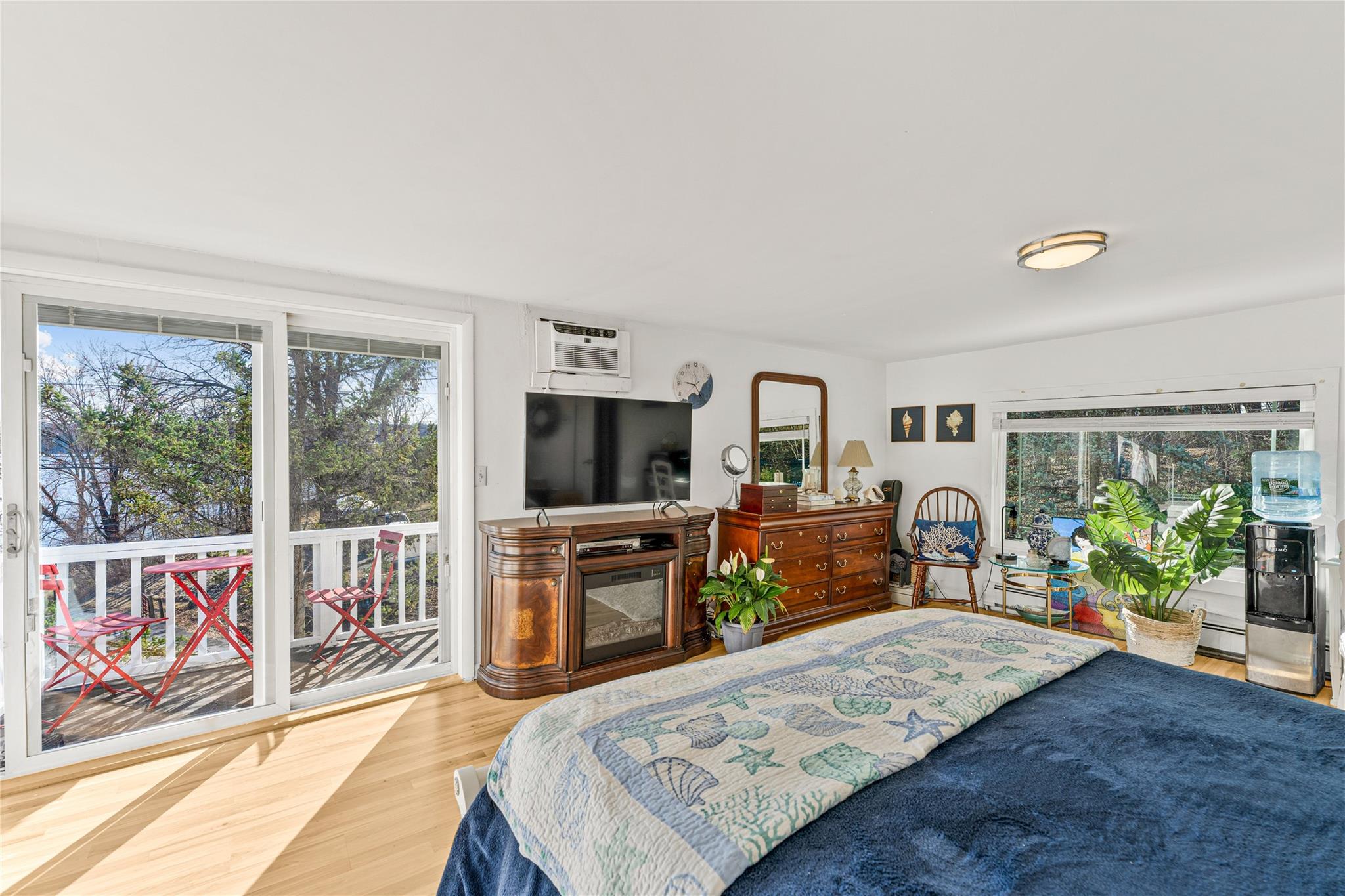 105 Canal St, Port Ewen, New York image 20