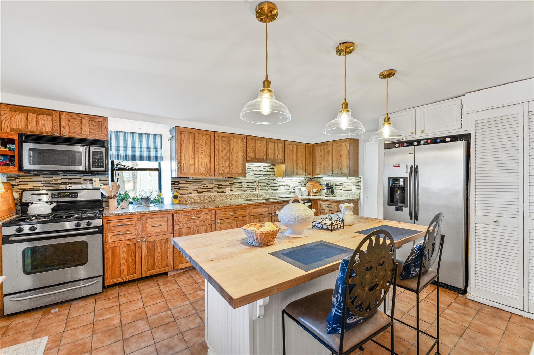 105 Canal St, Port Ewen, New York image 7