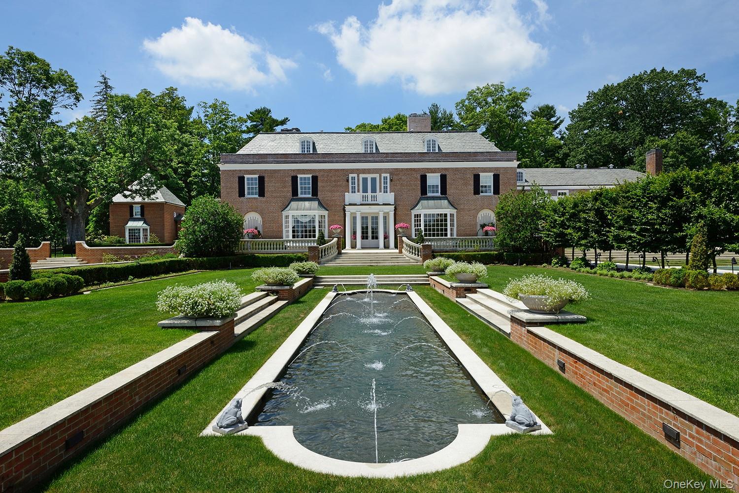 2525 Purchase Street