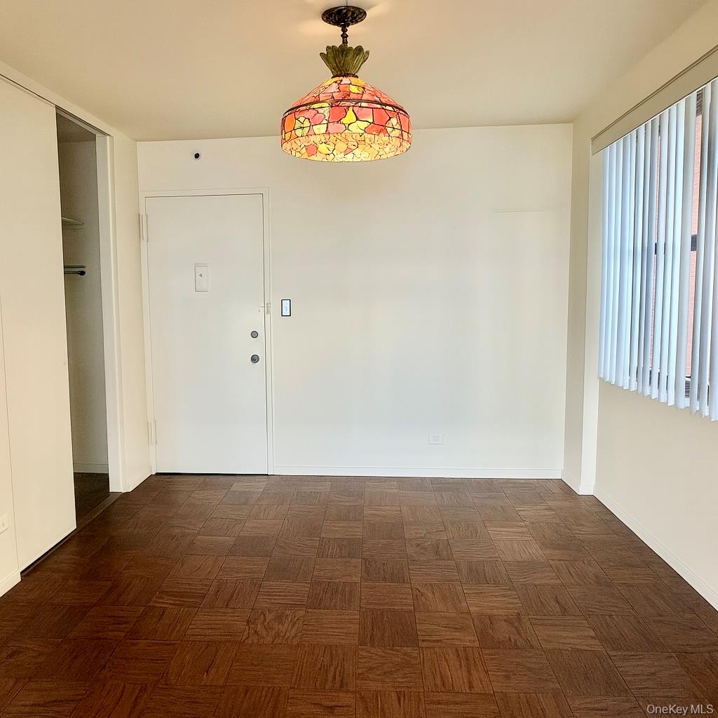 61-20 Grand Central Parkway B600