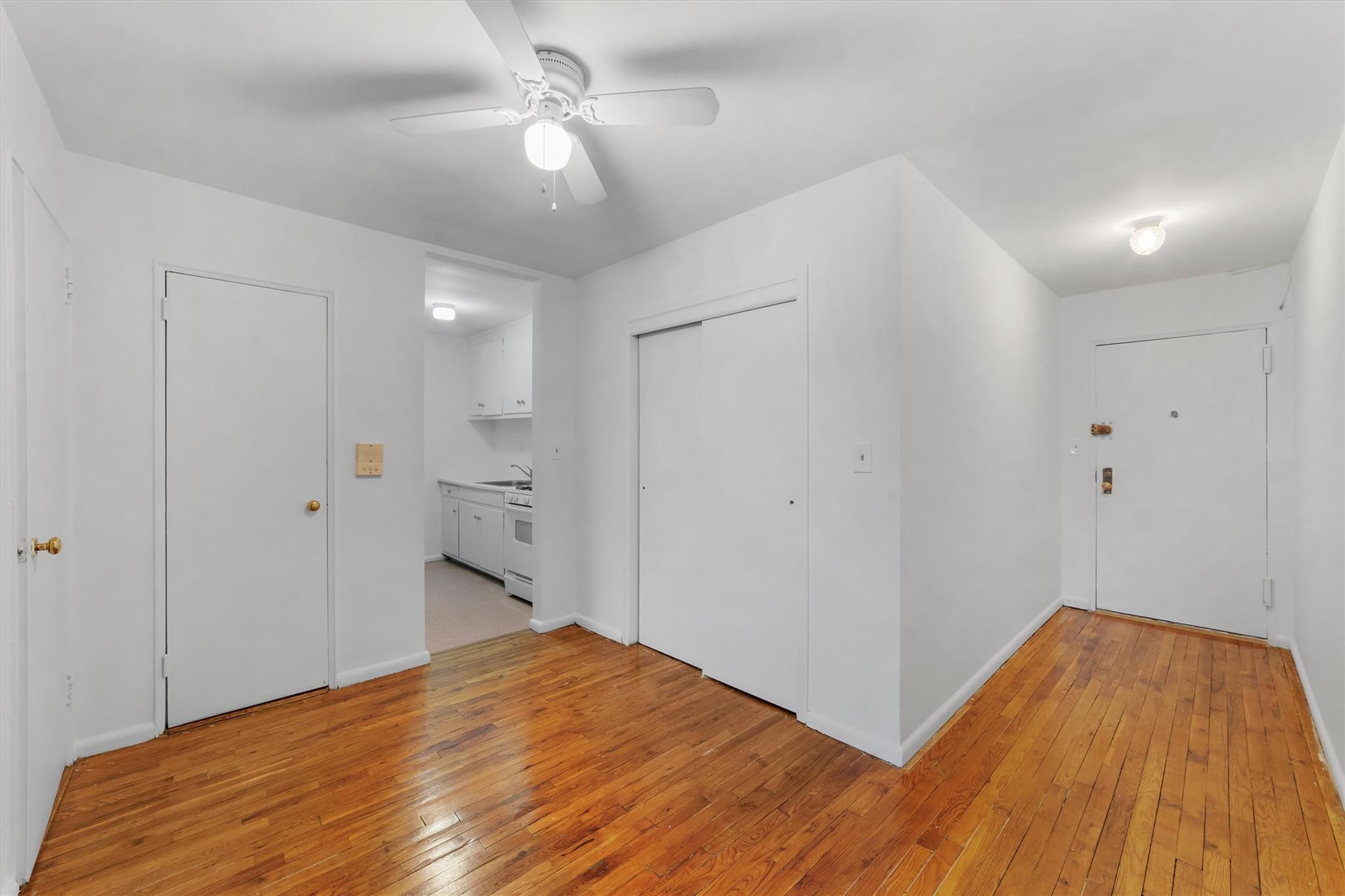 43 Bronx River Road #7A, Yonkers, New York image 4