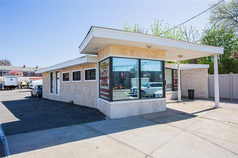 200 Atlantic Avenue Oceanside NY 11572