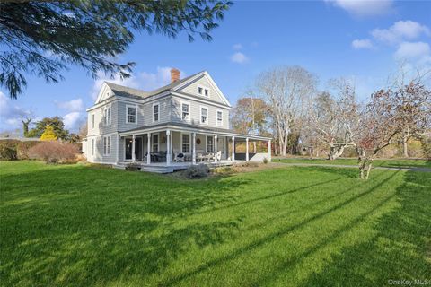 Homes For Rent - 718 Montauk Highway<br/> East Quogue, NY 11942