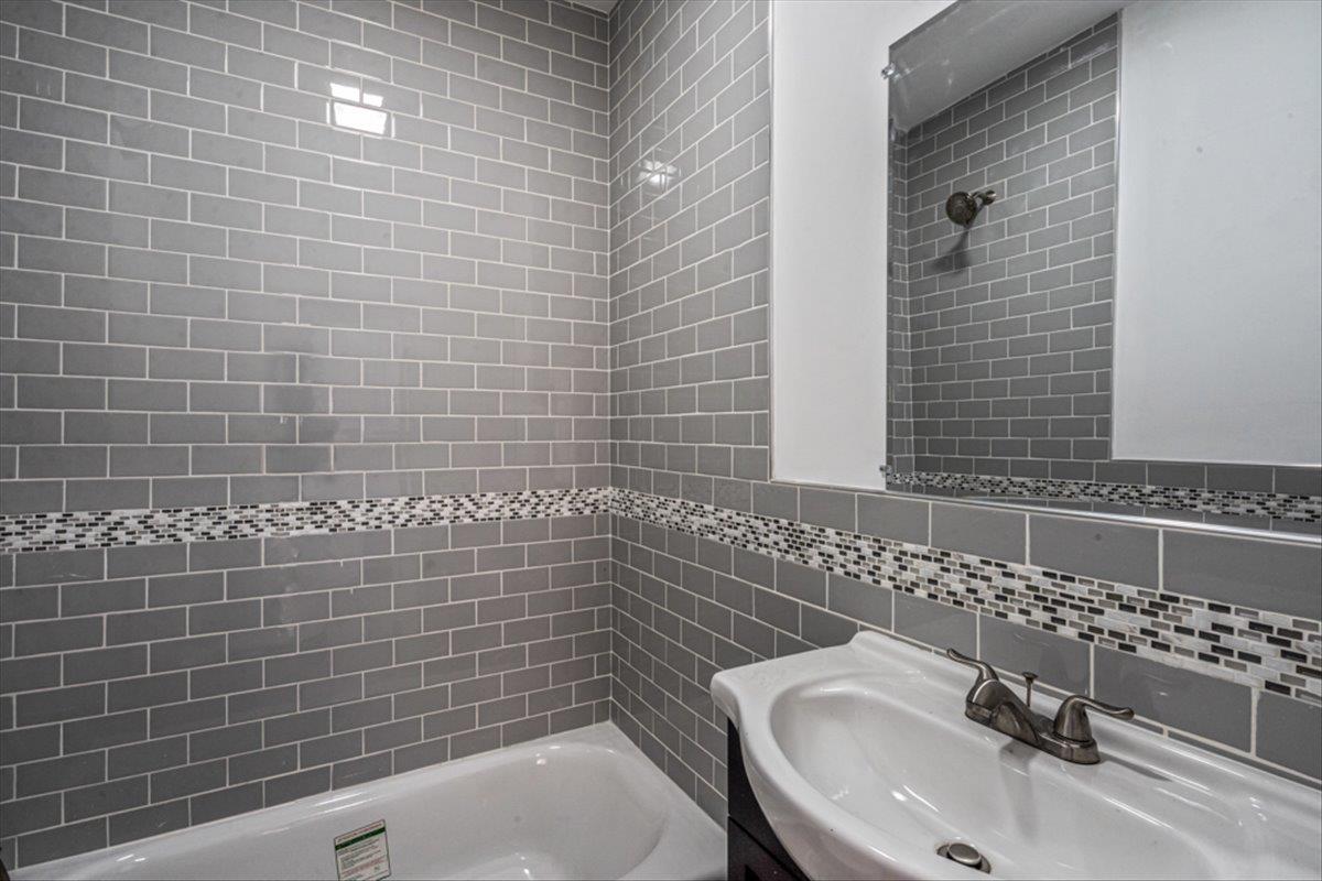 103-31 S 105th Street, Ozone Park, New York image 8