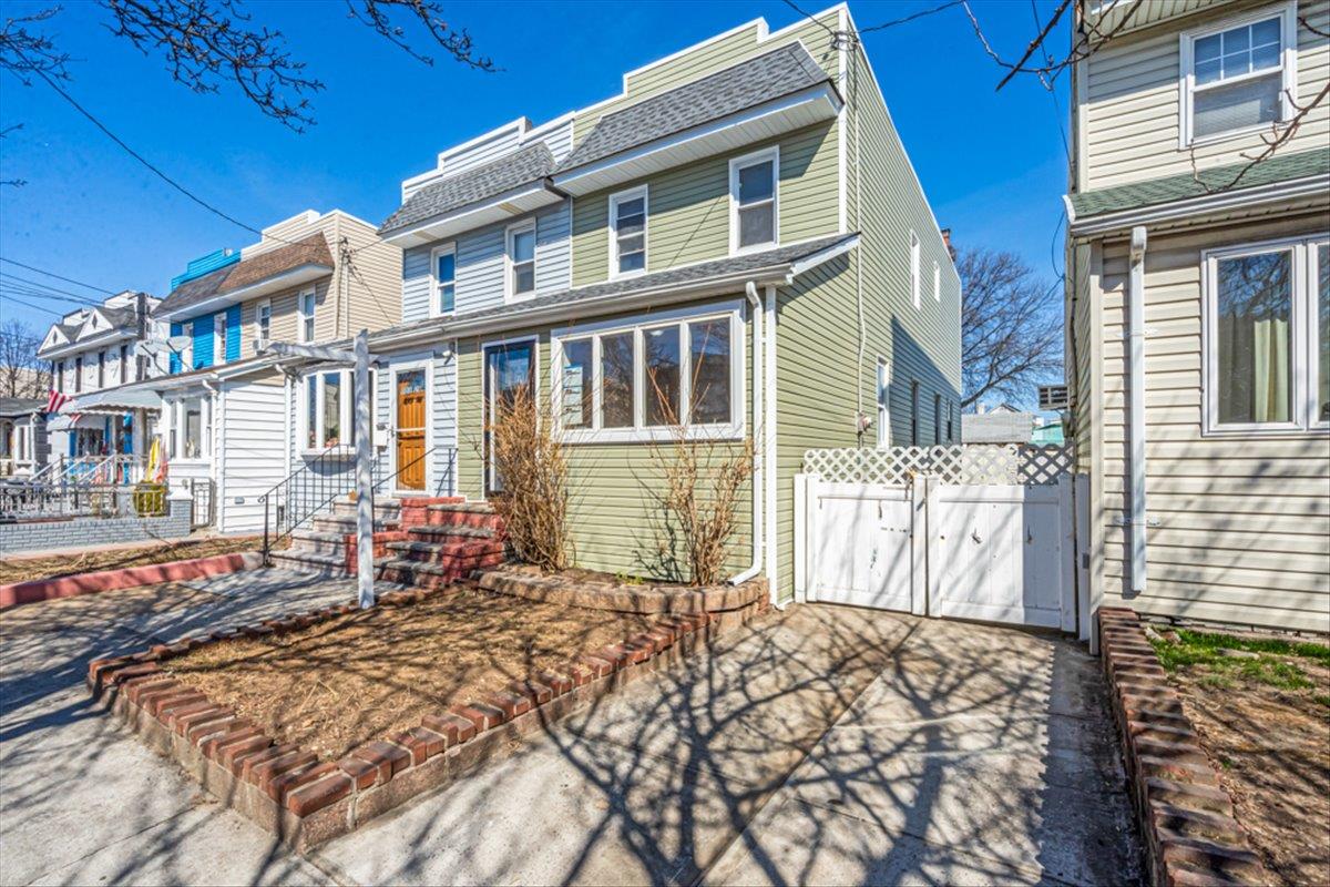 103-31 S 105th Street, Ozone Park, New York image 2