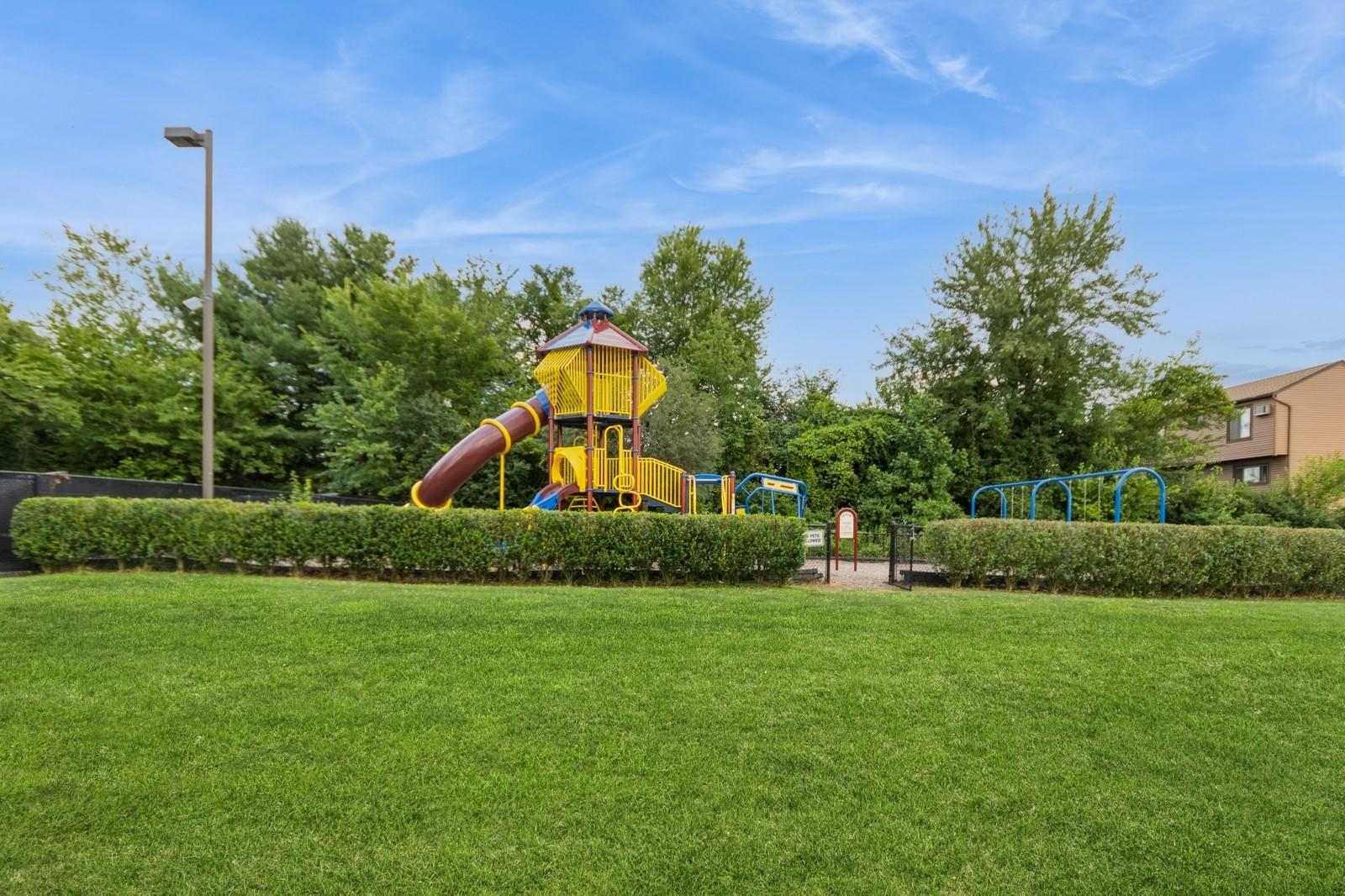 Fishkill, New York 12524, United States, 2 Bedrooms Bedrooms, ,2 BathroomsBathrooms,Residential,Active,186793