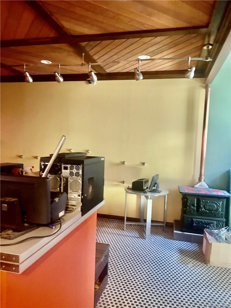 267 / 269 City Island Avenue