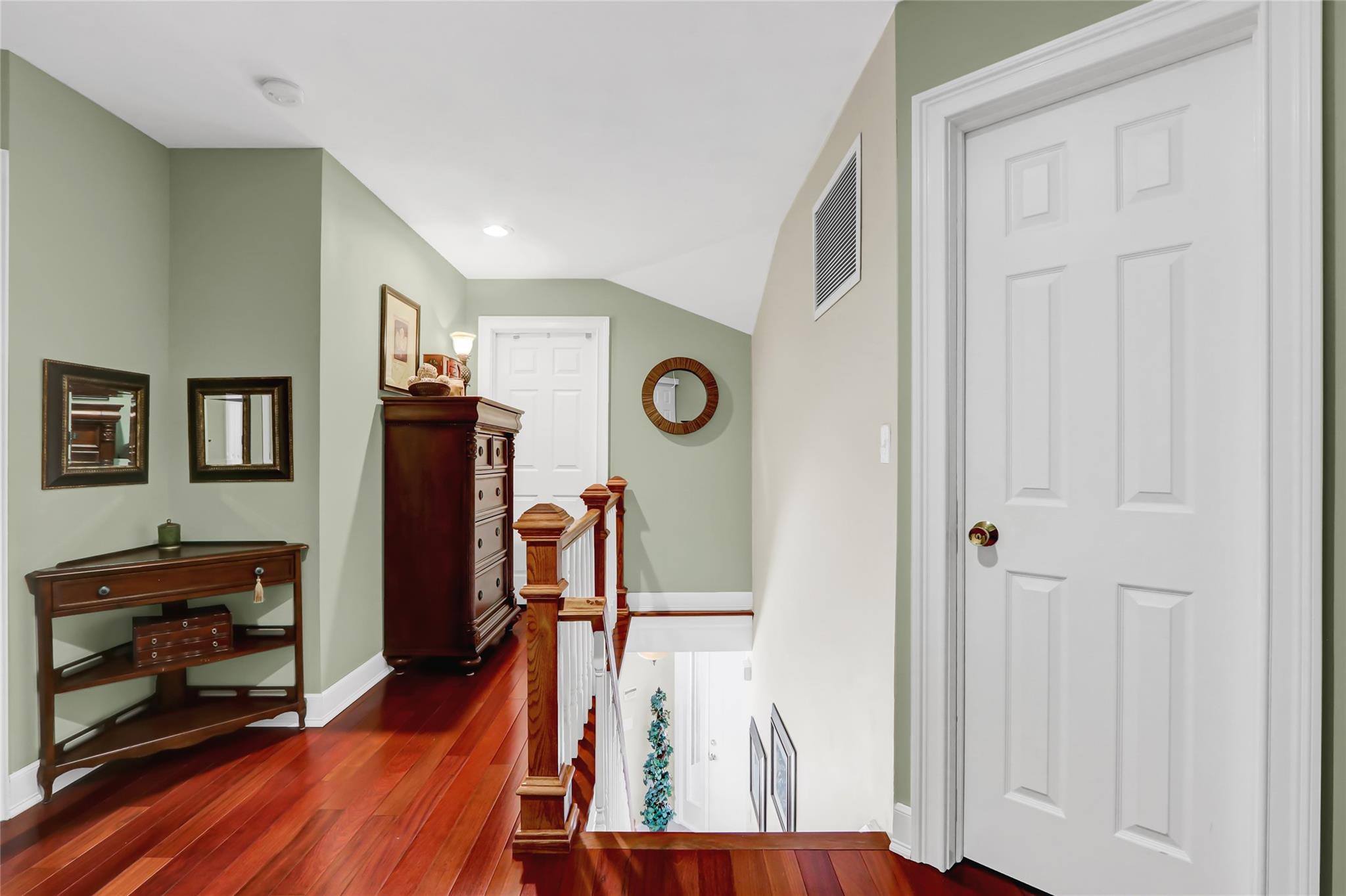 49 Rockledge Path, Port Jefferson, New York image 27