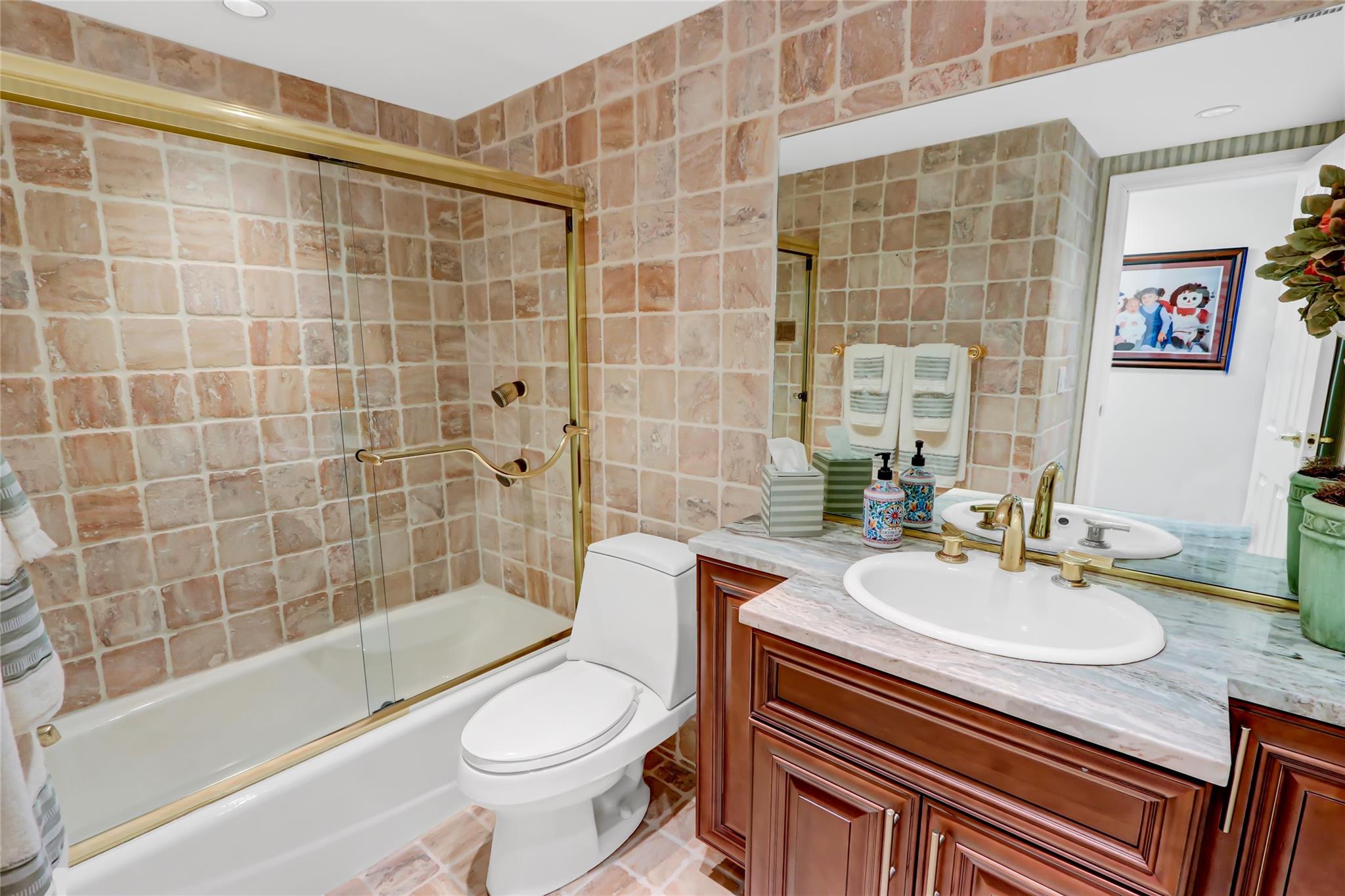 49 Rockledge Path, Port Jefferson, New York image 21