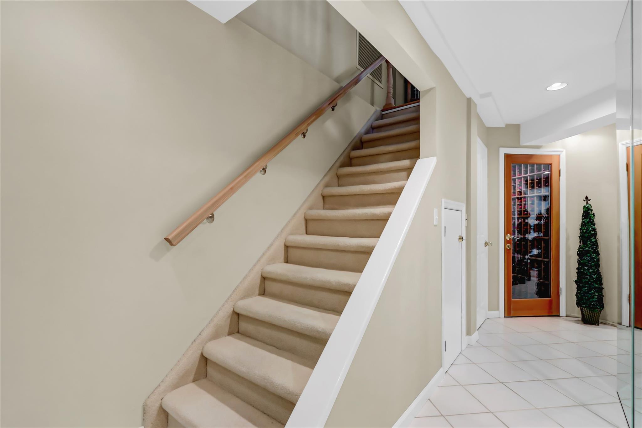 49 Rockledge Path, Port Jefferson, New York image 31