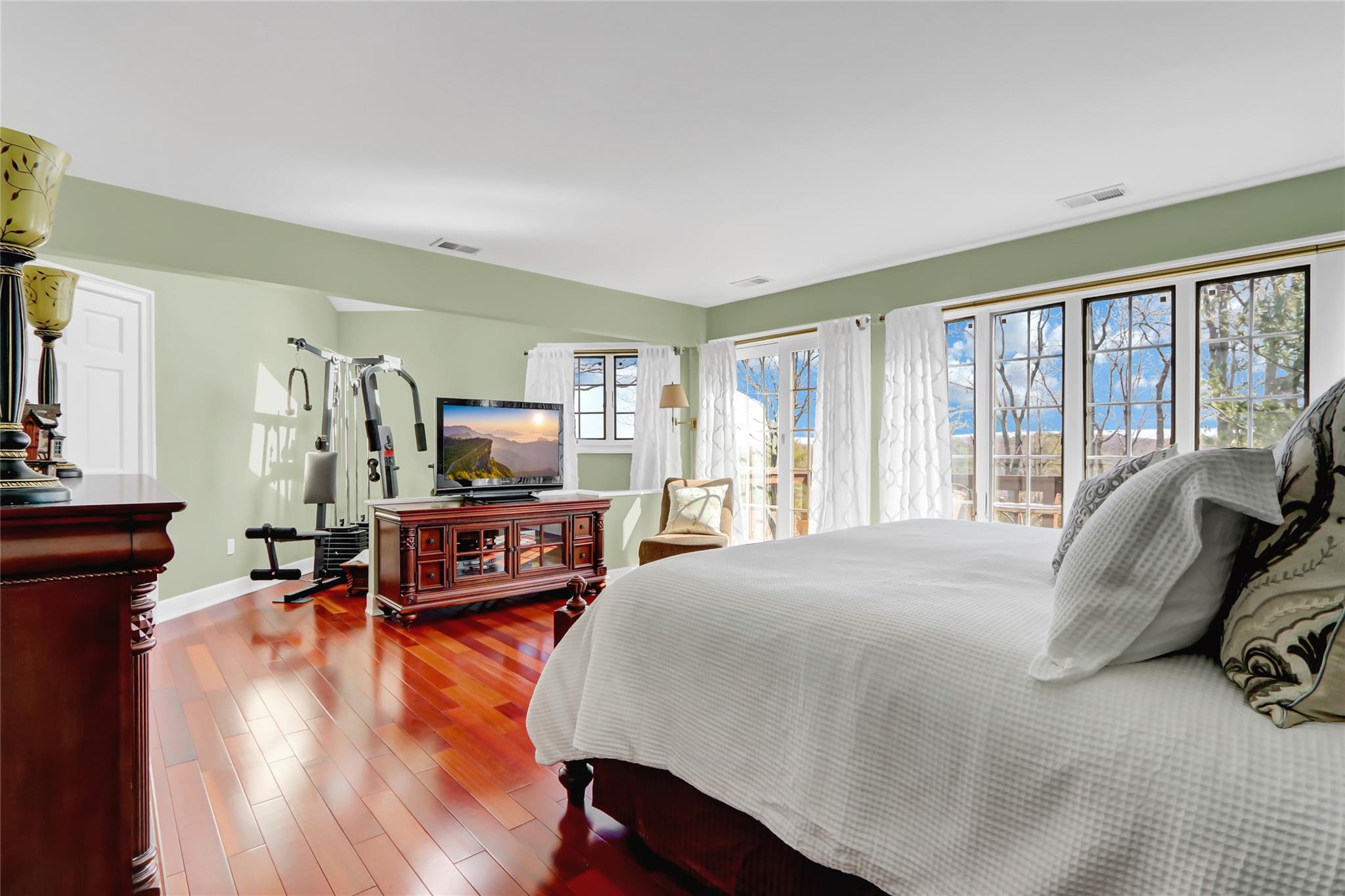 49 Rockledge Path, Port Jefferson, New York image 26