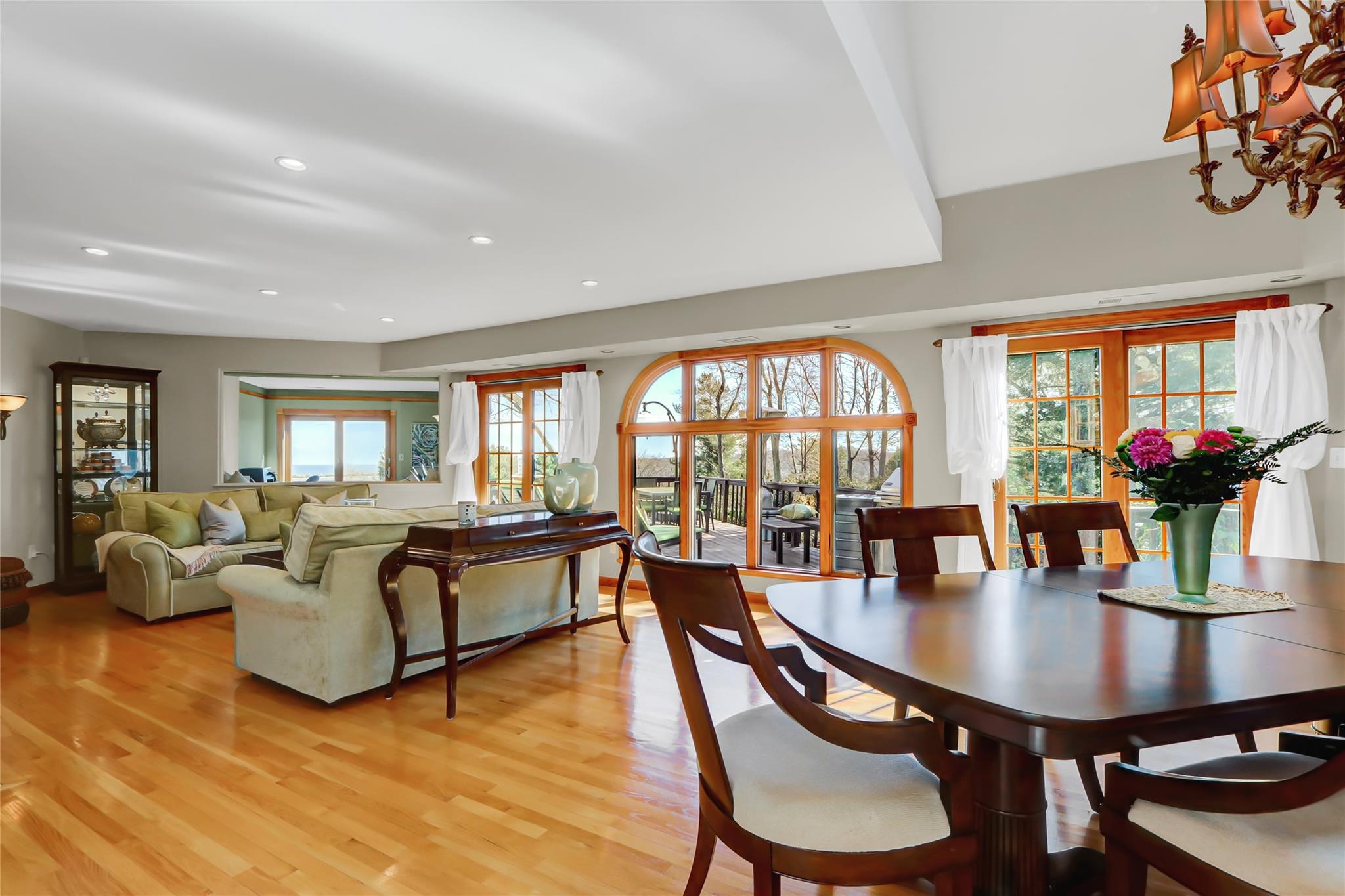 49 Rockledge Path, Port Jefferson, New York image 8