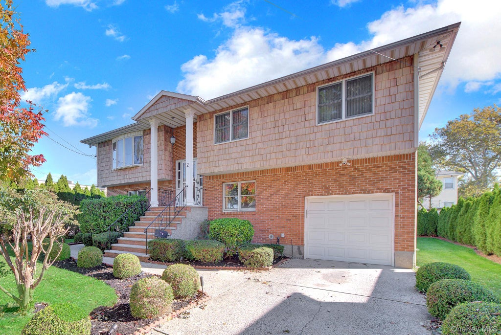 Photo of 2 Old Broadway, New Hyde Park, NY 11040 (MLS # 1057331)