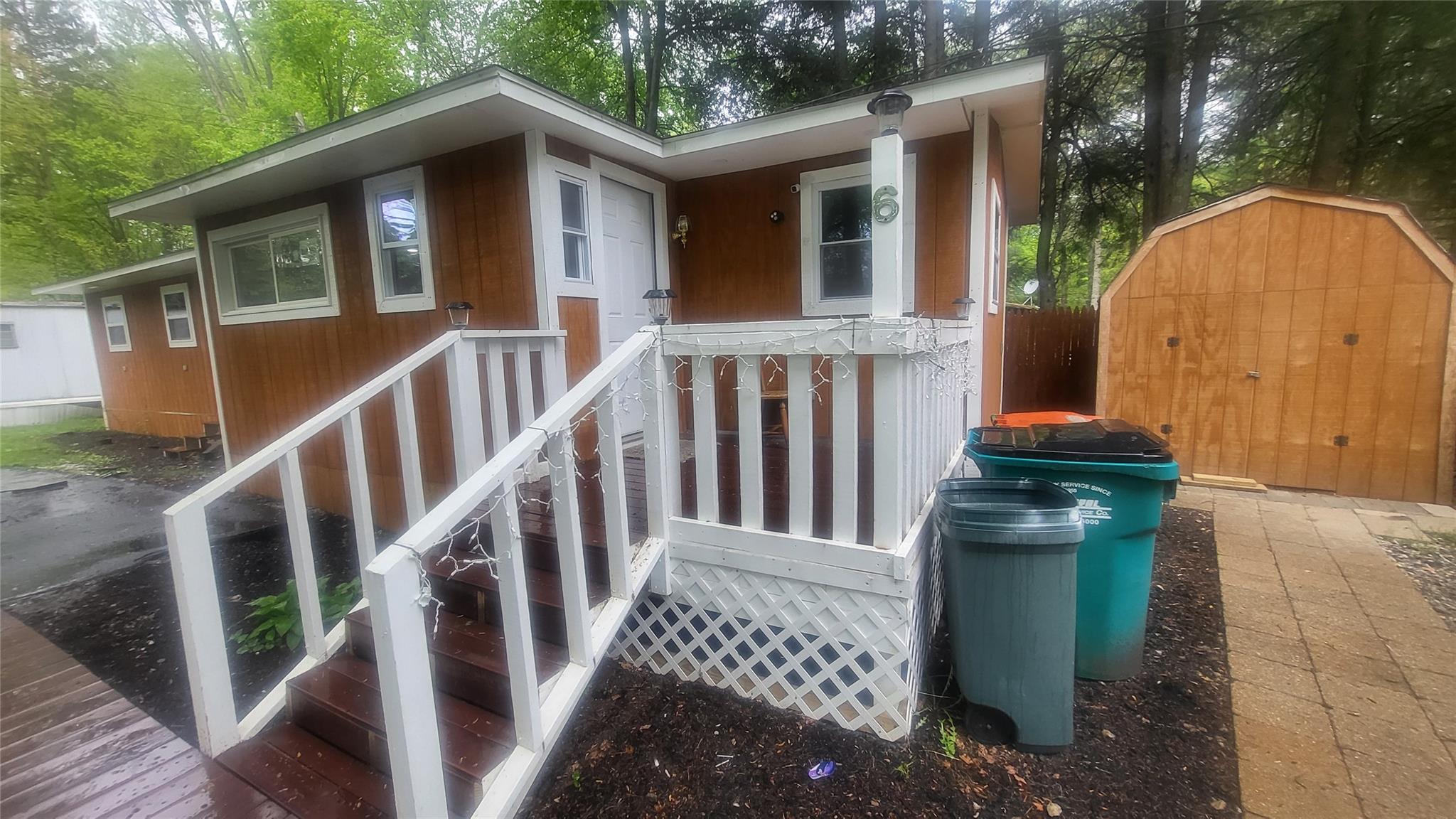 6 Blue Jay Lane