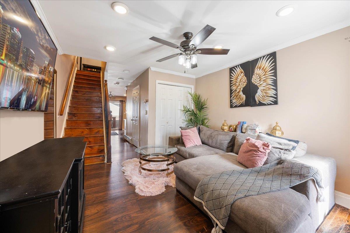 66 Henry Street, Hempstead, New York image 9