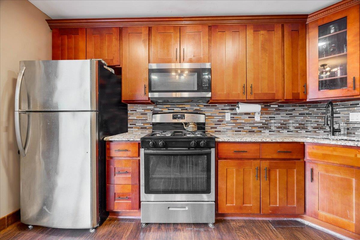 66 Henry Street, Hempstead, New York image 13